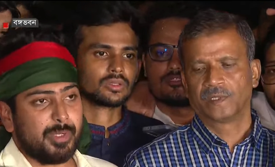 ড. ইউনূস"কে অন্তবর্তী সরকারের প্রধান করতে বৈষম্যবিরোধী ছাত্র আন্দোলন সমন্বয়কদের প্রস্তাব