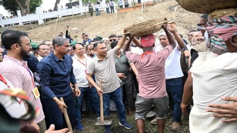 কৃষি বিপ্লব ও শিল্পায়নের মাধ্যমেই দেশের উন্নয়ন সম্ভব: শার্শায় প্রধানমন্ত্রী তারেক রহমান