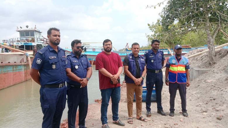 সাতক্ষীরায় অবৈধভাবে বালু উত্তোলন করায়  আটক-০১, ৫০ হাজার টাকা