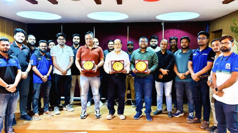 বিশ্ব মুক্ত গণমাধ্যম দিবসে বগুড়ায় ৩ সাংবাদিককে ওয়াইআরসি'র সম