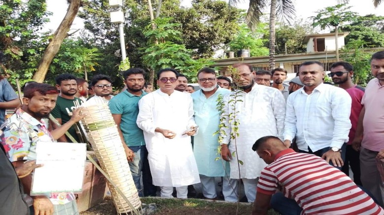 বেনাপোলে বিএনপির বৃক্ষরোপণ কর্মসূচি: আগামী ৫ বছরে ২৫ কোটি গা