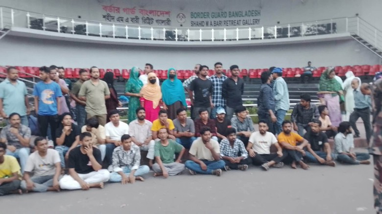 ভারতে বিভিন্ন মেয়াদে জেল খেটে দেশে ফিরল ৪৭ জন নারী পুরুষ